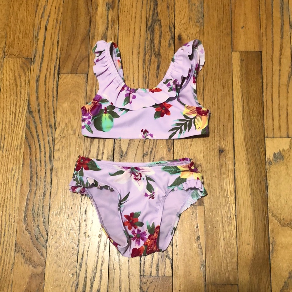 Girls swimsuit